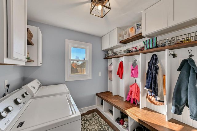 4213 W Madison BOULEVARD, Franklin, WI 53132