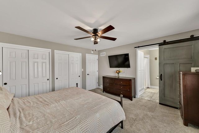 4213 W Madison BOULEVARD, Franklin, WI 53132