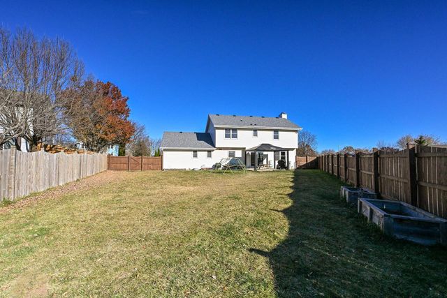 4213 W Madison BOULEVARD, Franklin, WI 53132