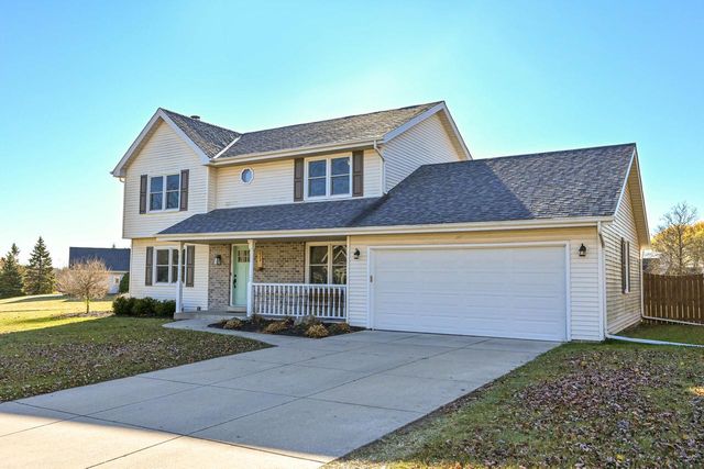 4213 W Madison BOULEVARD, Franklin, WI 53132