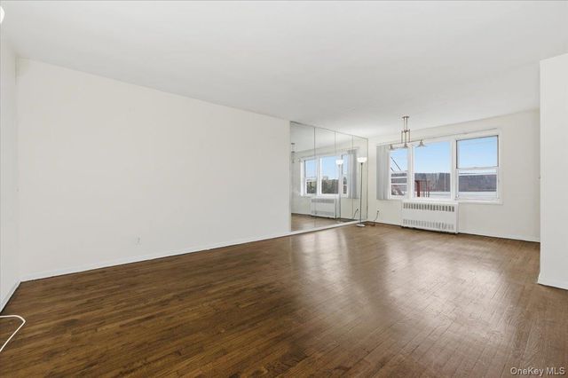 25 Sunnyside Drive 6K, Yonkers, NY 10705