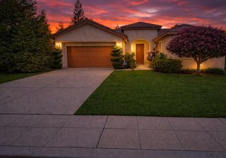 2222 Carson Avenue, Clovis, CA 93611