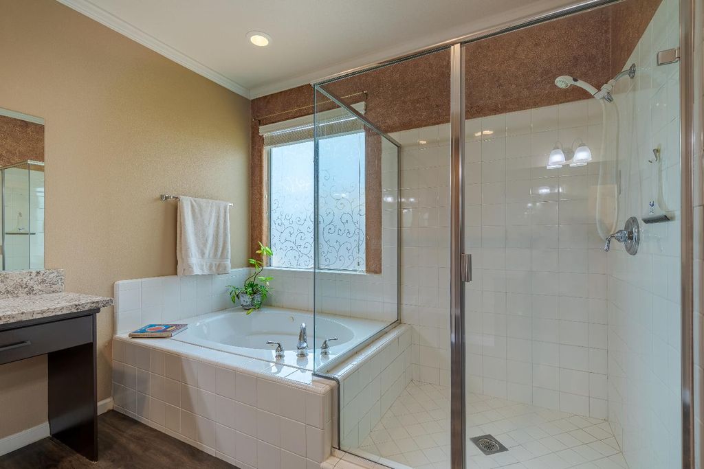Image 28 of property listing at 2222 Carson Avenue, Clovis, CA 93611