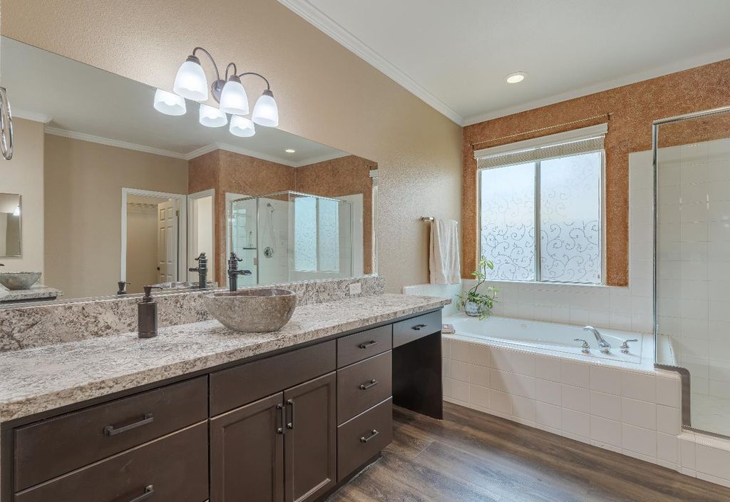 Image 29 of property listing at 2222 Carson Avenue, Clovis, CA 93611