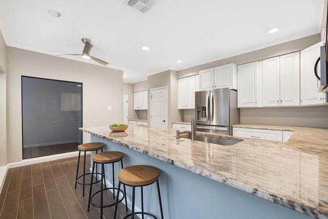 6019 Winsome Lane 2, Houston, TX 77057