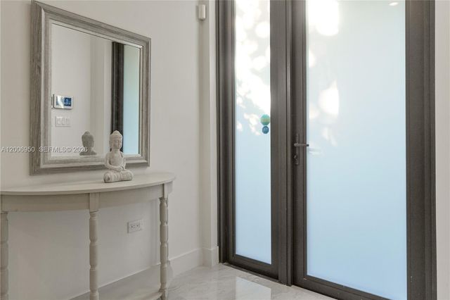 2889 SW 33rd Ave 2889, Miami, FL 33133