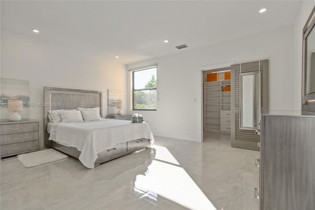 2889 SW 33rd Ave 2889, Miami, FL 33133