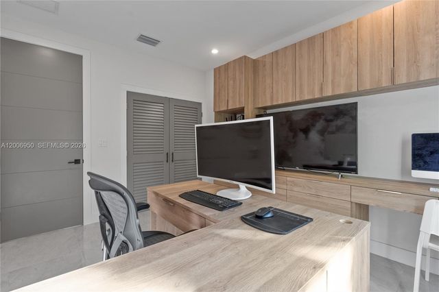 2889 SW 33rd Ave 2889, Miami, FL 33133
