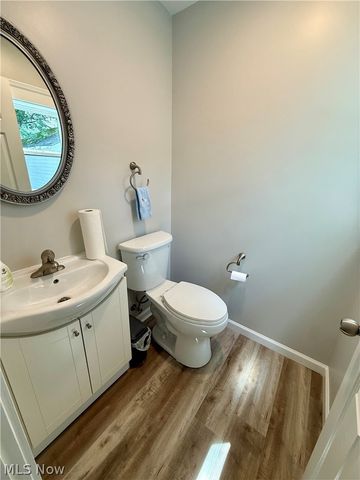 1650 Elbur Avenue, Lakewood, OH 44107