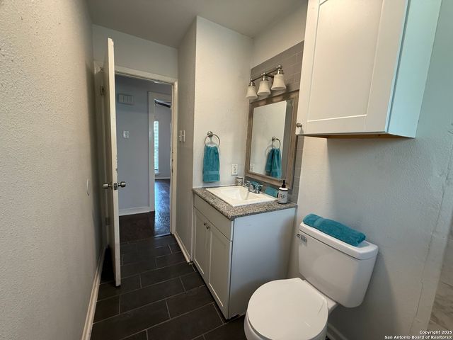 4301 SUN VISTA LN, San Antonio, TX 78217