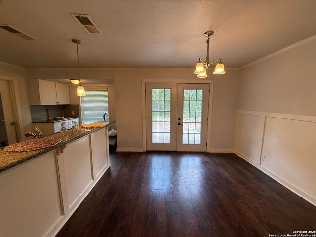 4301 SUN VISTA LN, San Antonio, TX 78217