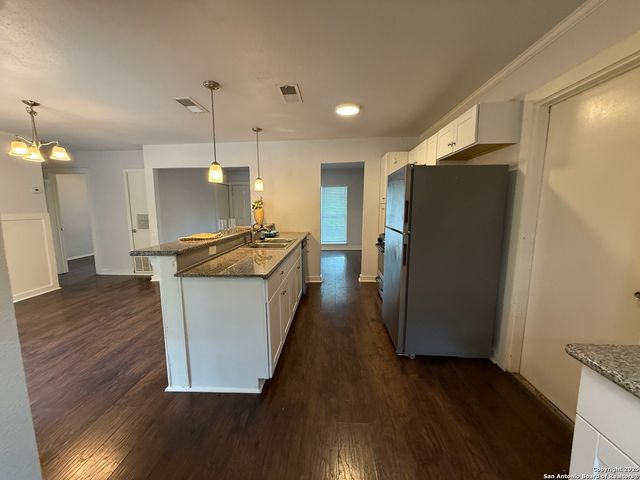 4301 SUN VISTA LN, San Antonio, TX 78217