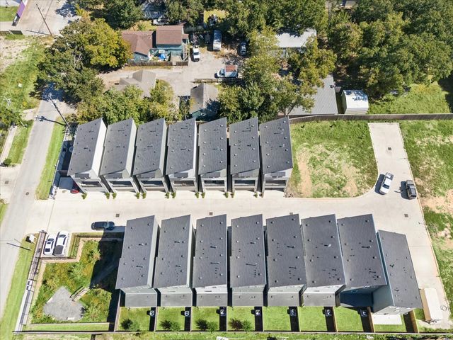 4711 Moving Meadows, Houston, TX 77018
