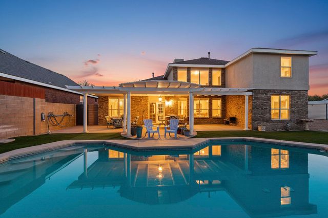 10101 Showlow Street NW, Albuquerque, NM 87114