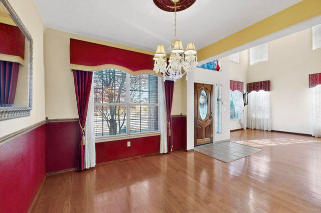 10101 Showlow Street NW, Albuquerque, NM 87114