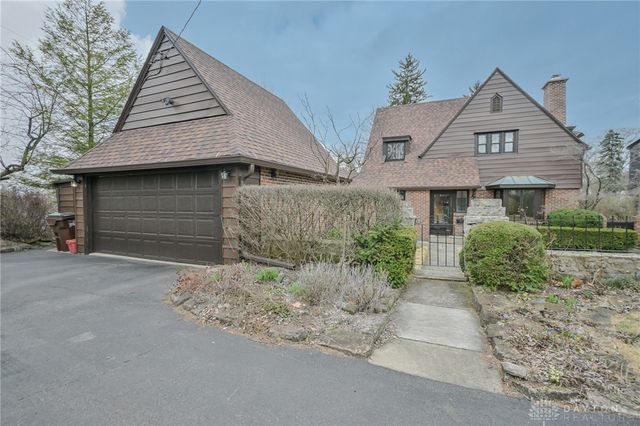 735 Tanglewood Drive, Springfield, OH 45504