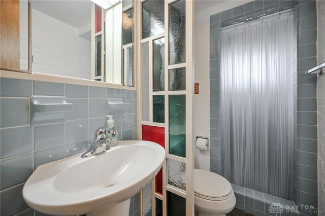 735 Tanglewood Drive, Springfield, OH 45504