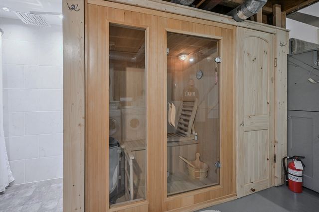 735 Tanglewood Drive, Springfield, OH 45504