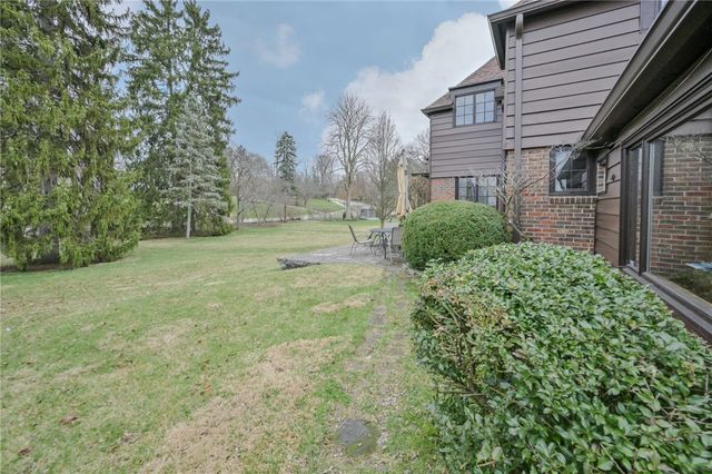 735 Tanglewood Drive, Springfield, OH 45504