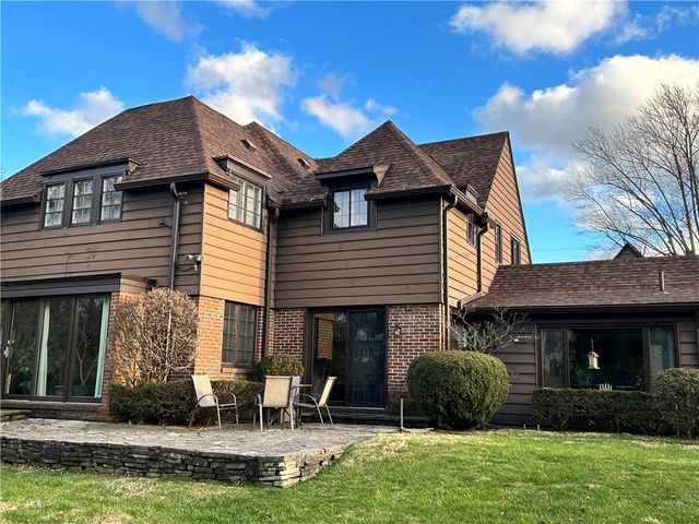 735 Tanglewood Drive, Springfield, OH 45504