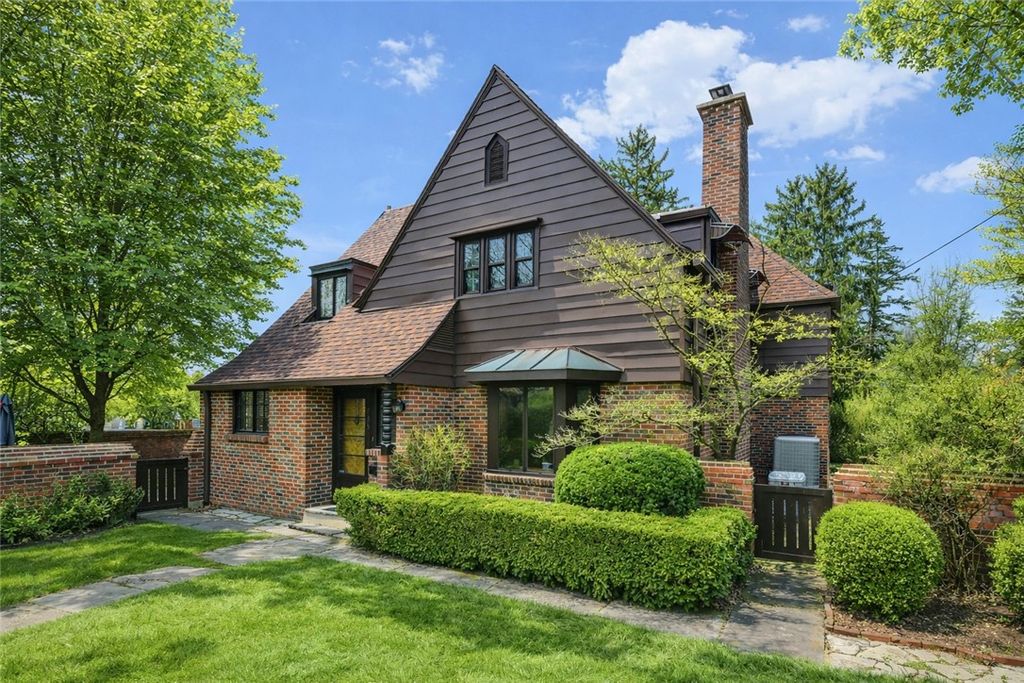 735 Tanglewood Drive, Springfield, OH 45504