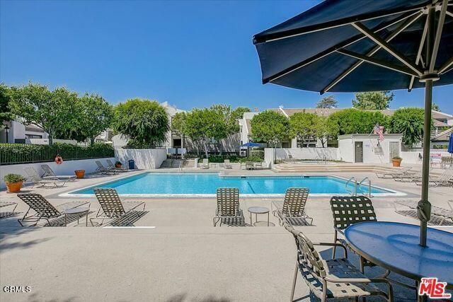 596 W Huntington Drive A, Arcadia, CA 91007