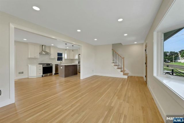300 John Ochs Drive, Saddle Brook, NJ 07663
