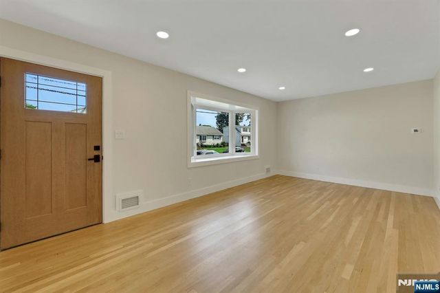 300 John Ochs Drive, Saddle Brook, NJ 07663
