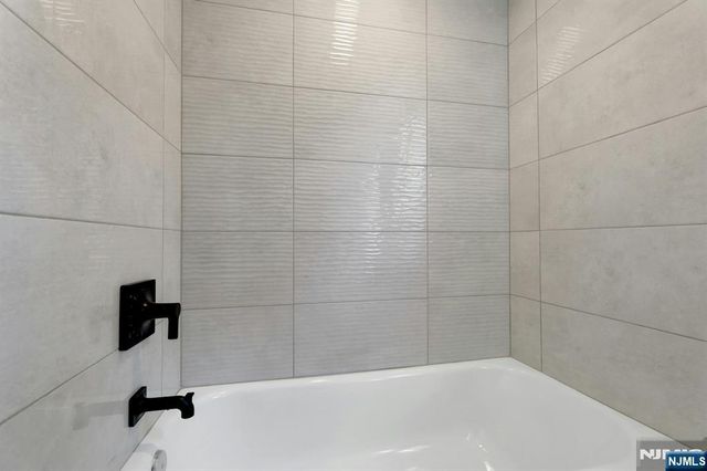 300 John Ochs Drive, Saddle Brook, NJ 07663