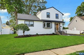 300 John Ochs Drive, Saddle Brook, NJ 07663