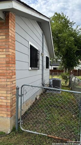 1907 Ann Arbor, San Antonio, TX 78224