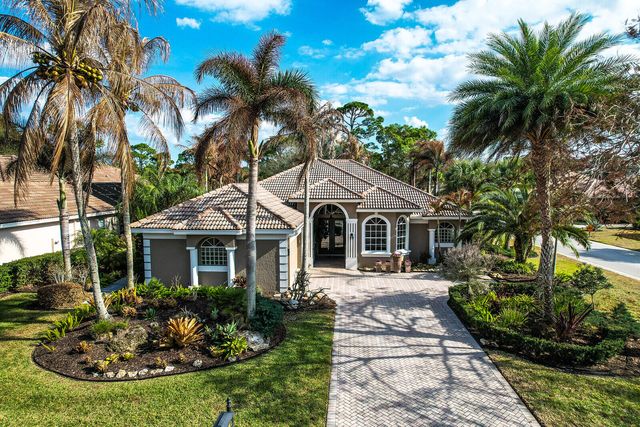 8052 Links Way, Port St. Lucie, Port St Lucie, FL 34986