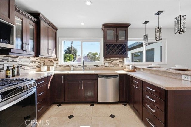 4862 Kings, San Diego, CA 92117