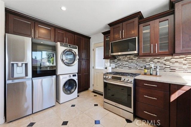 4862 Kings, San Diego, CA 92117