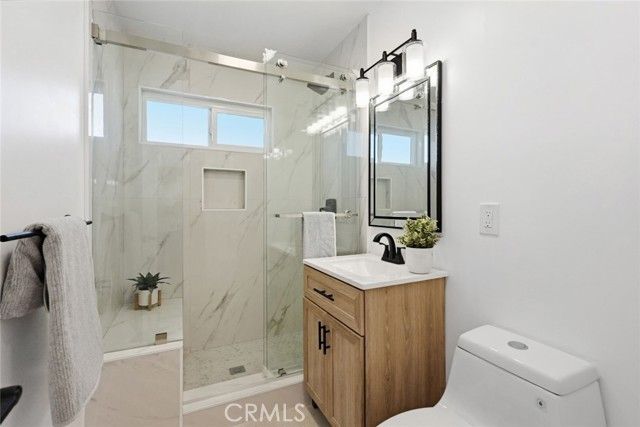 4862 Kings, San Diego, CA 92117