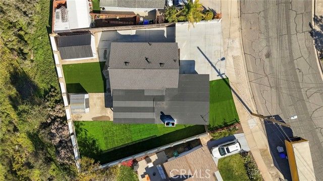 4862 Kings, San Diego, CA 92117