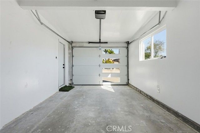 4862 Kings, San Diego, CA 92117