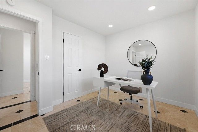 4862 Kings, San Diego, CA 92117