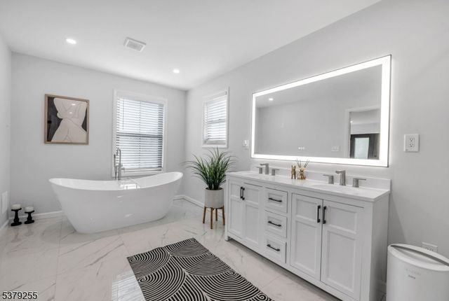 648 Black Oak Ridge Rd, Wayne Twp., NJ 07470