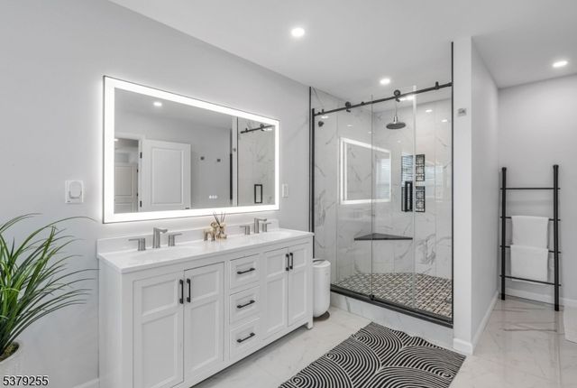 648 Black Oak Ridge Rd, Wayne Twp., NJ 07470