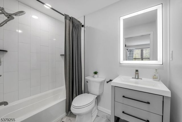 648 Black Oak Ridge Rd, Wayne Twp., NJ 07470