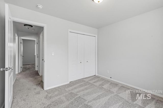 7710 N Dodgin Ave, Boise, ID 83714