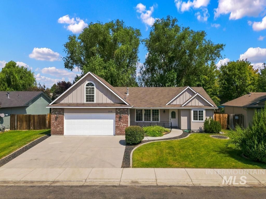 7710 N Dodgin Ave, Boise, ID 83714 photo 1