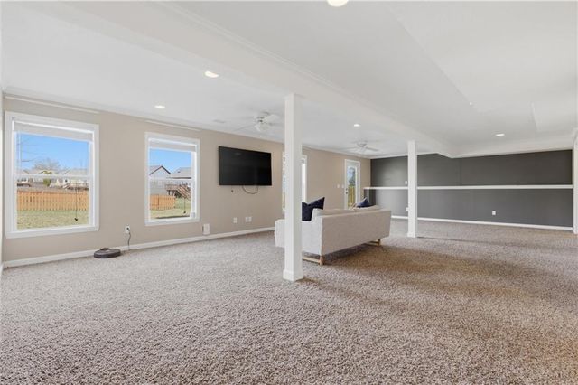 1010 WELLINGTON Way, Liberty, MO 64068