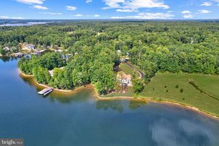 225 RAVEN RD, Bumpass, VA 23024