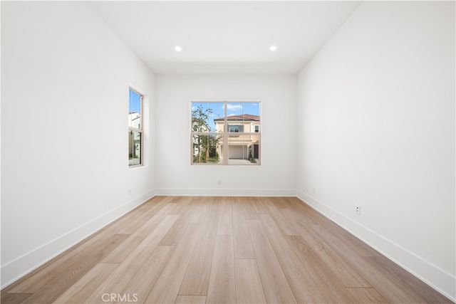 311 Brimwood, Irvine, CA 92618