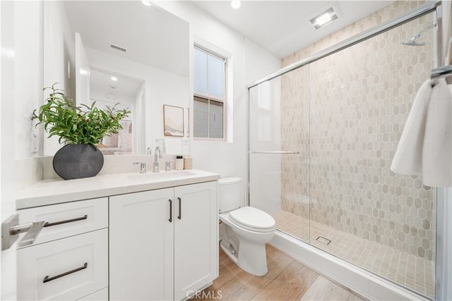 311 Brimwood, Irvine, CA 92618