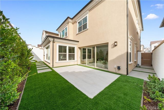 311 Brimwood, Irvine, CA 92618