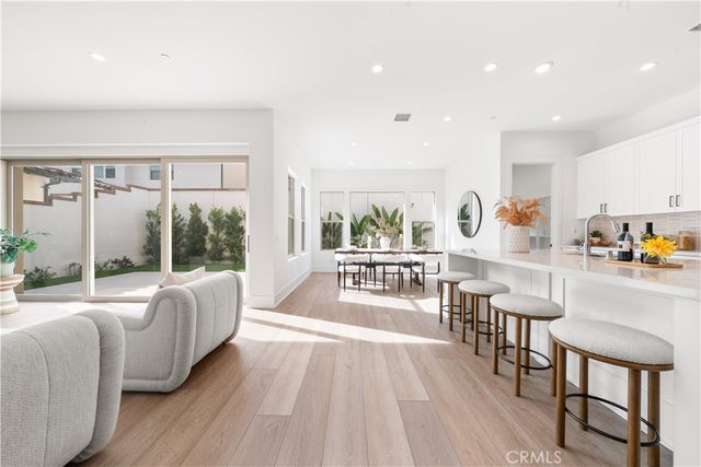 311 Brimwood, Irvine, CA 92618