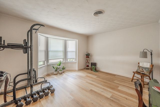 506 E Huitt Lane, Euless, TX 76040